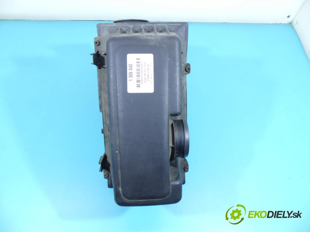 Peugeot 807 2002-2014 2.0 16v 140 HP manual 103 kW 1997 cm3 5- obal filtra vzduchu 9635179780 (Obaly filtrov vzduchu)