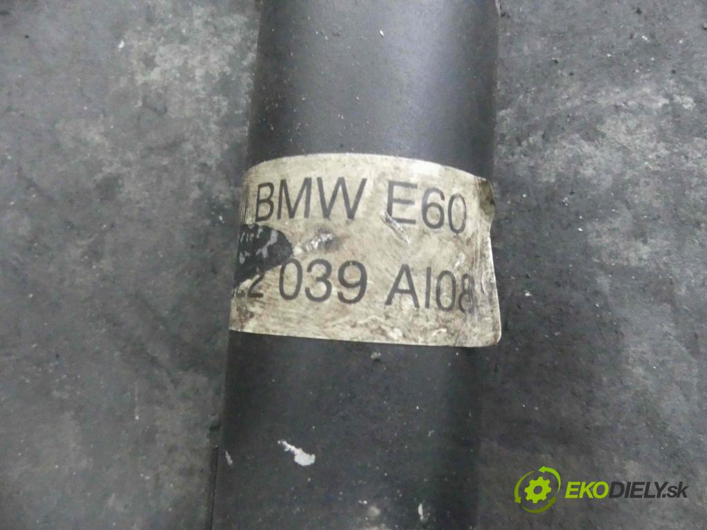 Bmw 5 E60 2003-2010 3.0 R6 231 hp manual 170 kW 2979 cm3 4- hřídel hnací  (Kardanové hřídele)