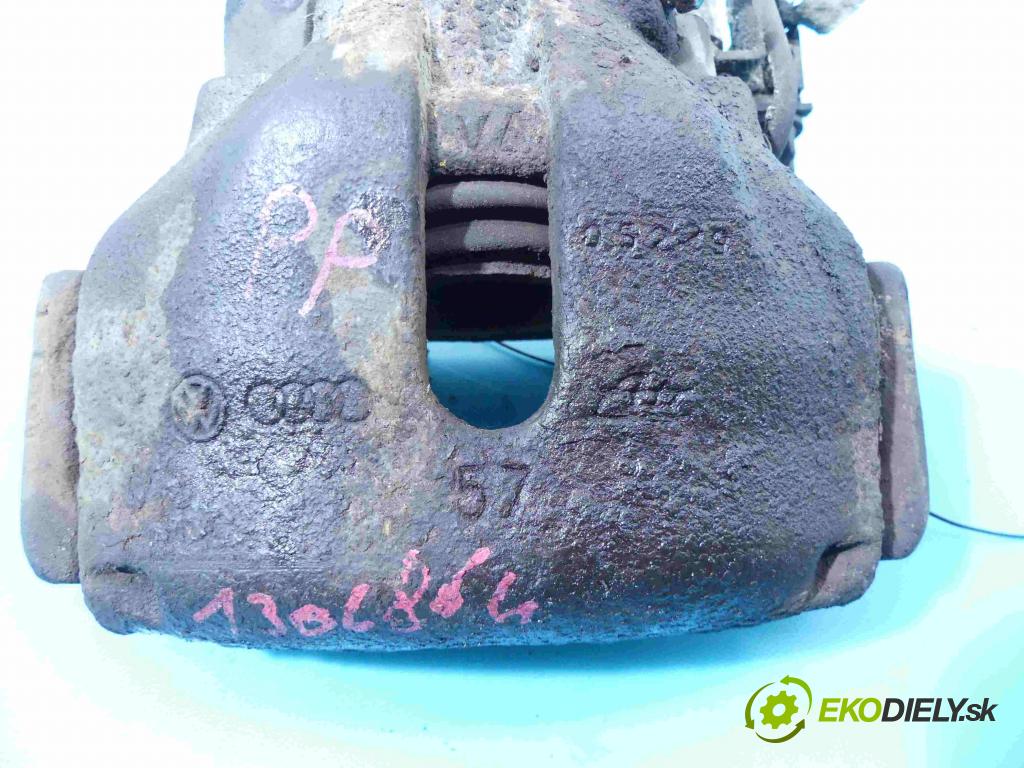 Audi A6 C5 1997-2004 2.5 tdi 150 HP manual 110 kW 2496 cm3 5- brzdič predné pravý (Ostatné)