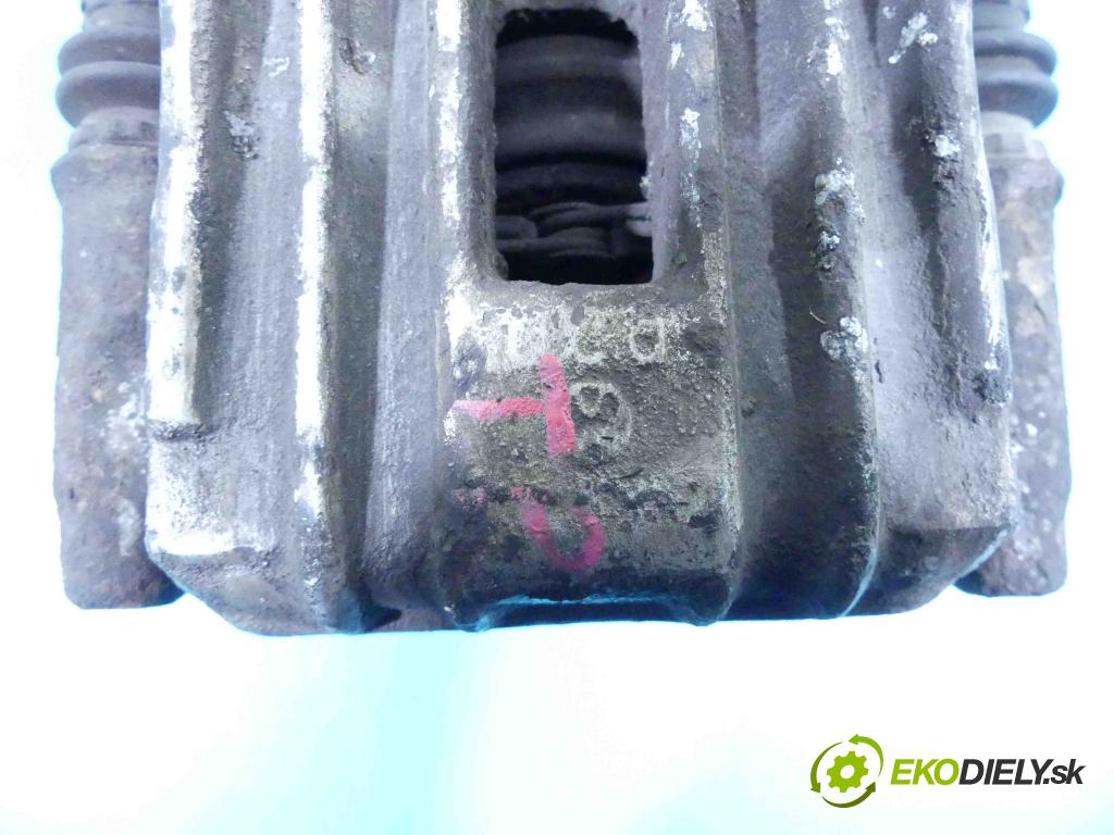 Audi A6 C5 1997-2004 2.5 tdi 150 HP manual 110 kW 2496 cm3 5- brzdič zadné pravý (Ostatné)