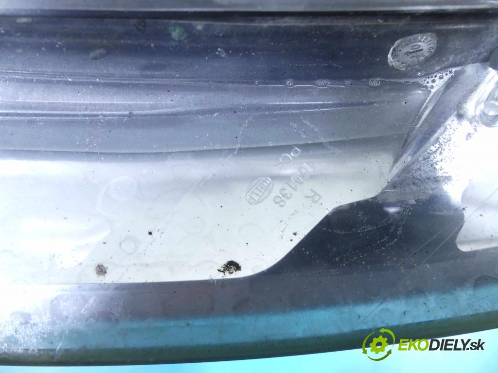 Audi A6 C6 2004-2011 3.0 TDI 224hp automatic 165 kW 2967 cm3 4- Reflektor: pravý  (Pravé)