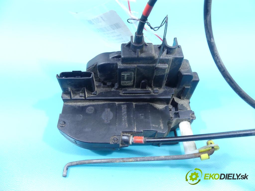 Nissan Note I 2006-2012 1.5 dci 86 hp manual 63 kW 1461 cm3 5- zámek přední levý