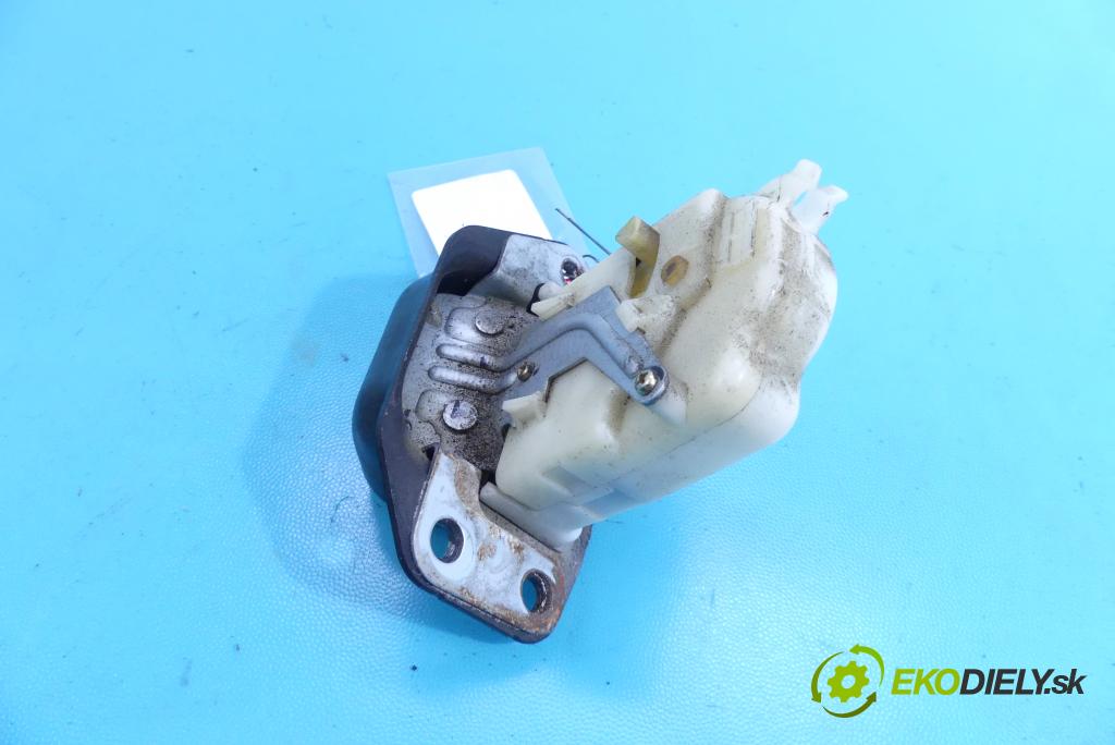Nissan Note I 2006-2012 1.5 dci 86 hp manual 63 kW 1461 cm3 5- zámek kufrových dveří zadní