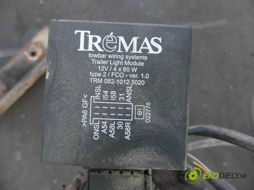 Nissan Note I 2006-2012 1.5 dci 86 hp manual 63 kW 1461 cm3 5- oko tažné