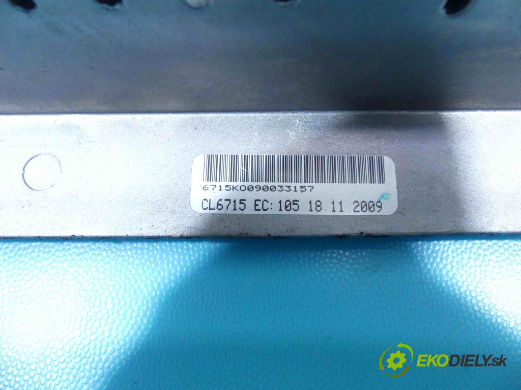 Land rover Range Rover sport I L320 3.0 D V6 245KM automatic 180 kW 2993 cm3 5- Zesilovač: 8H32-19C164-AA (Zosilňovače)