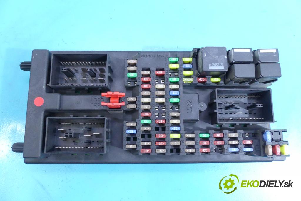 Land rover Range Rover sport I L320 3.0 D V6 245KM automatic 180 kW 2993 cm3 5- skříňka pojistková AH22-14F041-BF (Pojistkové skříňky)