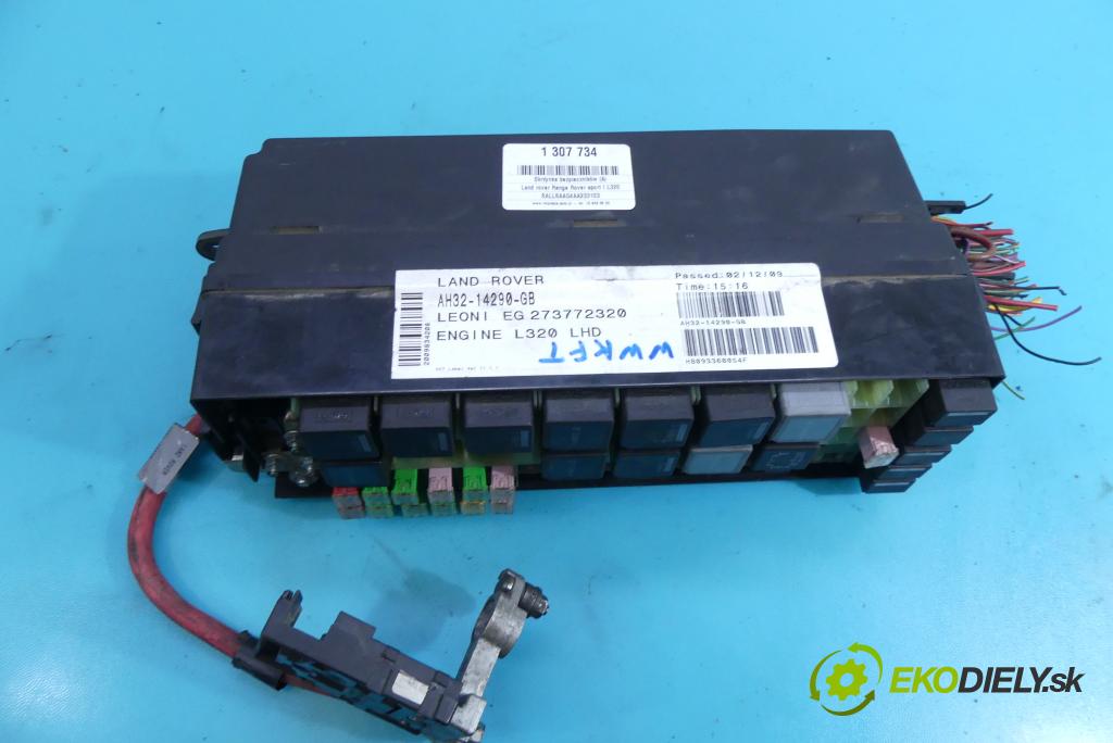 Land rover Range Rover sport I L320 3.0 D V6 245KM automatic 180 kW 2993 cm3 5- skříňka pojistková AH32-14290-GB (Pojistkové skříňky)
