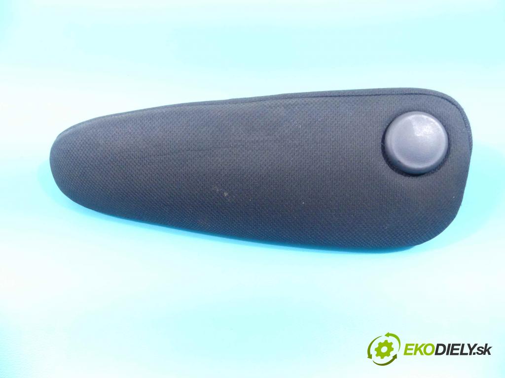 Toyota Corolla Verso II 2004-2009 2.0 D4D 116 HP manual 85 kW 1995 cm3 5- operadlo  (Lakťové opierky)