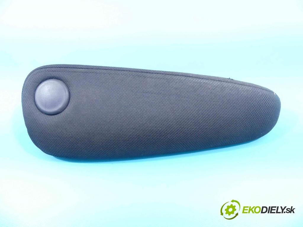 Toyota Corolla Verso II 2004-2009 2.0 D4D 116 HP manual 85 kW 1995 cm3 5- operadlo  (Lakťové opierky)