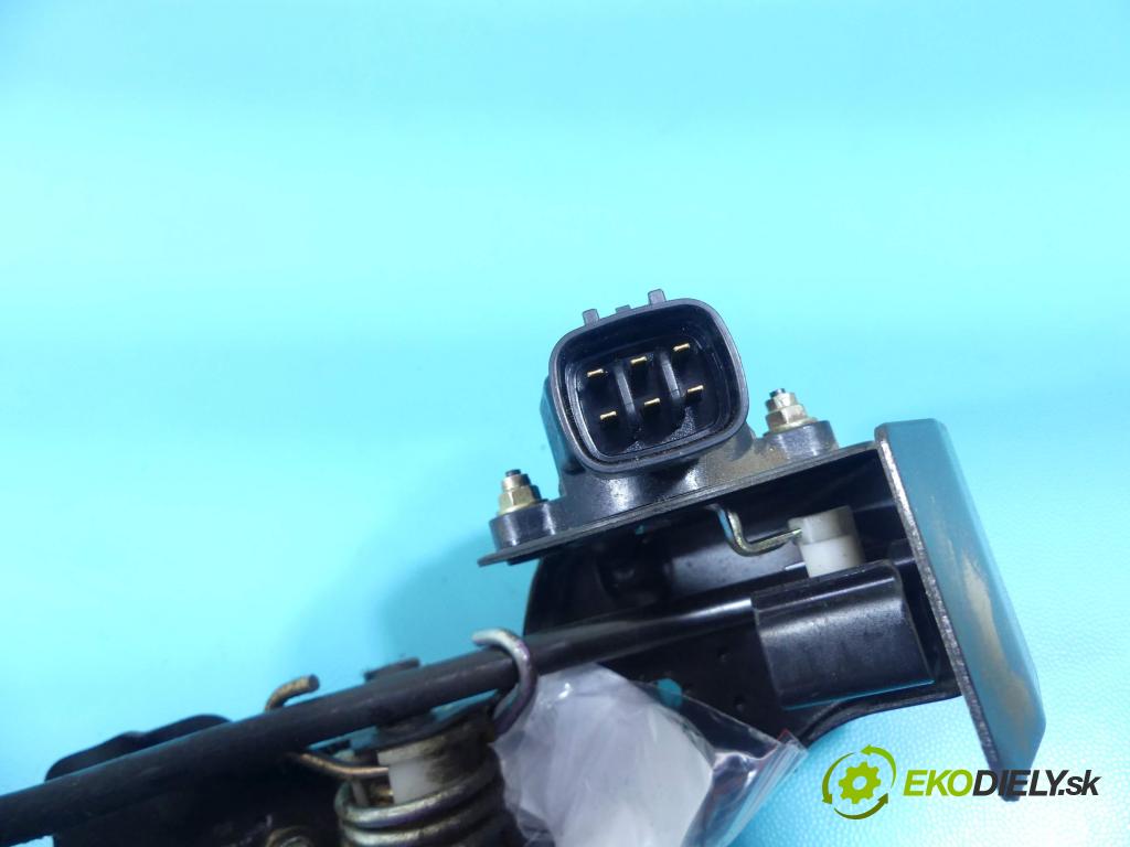 Toyota Corolla Verso II 2004-2009 2.0 D4D 116 HP manual 85 kW 1995 cm3 5- pedále 89281-52021 (Pedále)