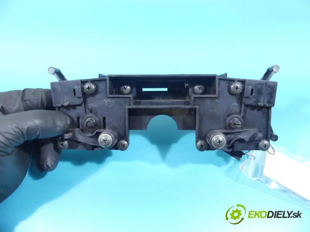 Lada Kalina 2004-2009 1.6 8V 82 HP manual 60 kW 1596 cm3 4- panel kúrenia