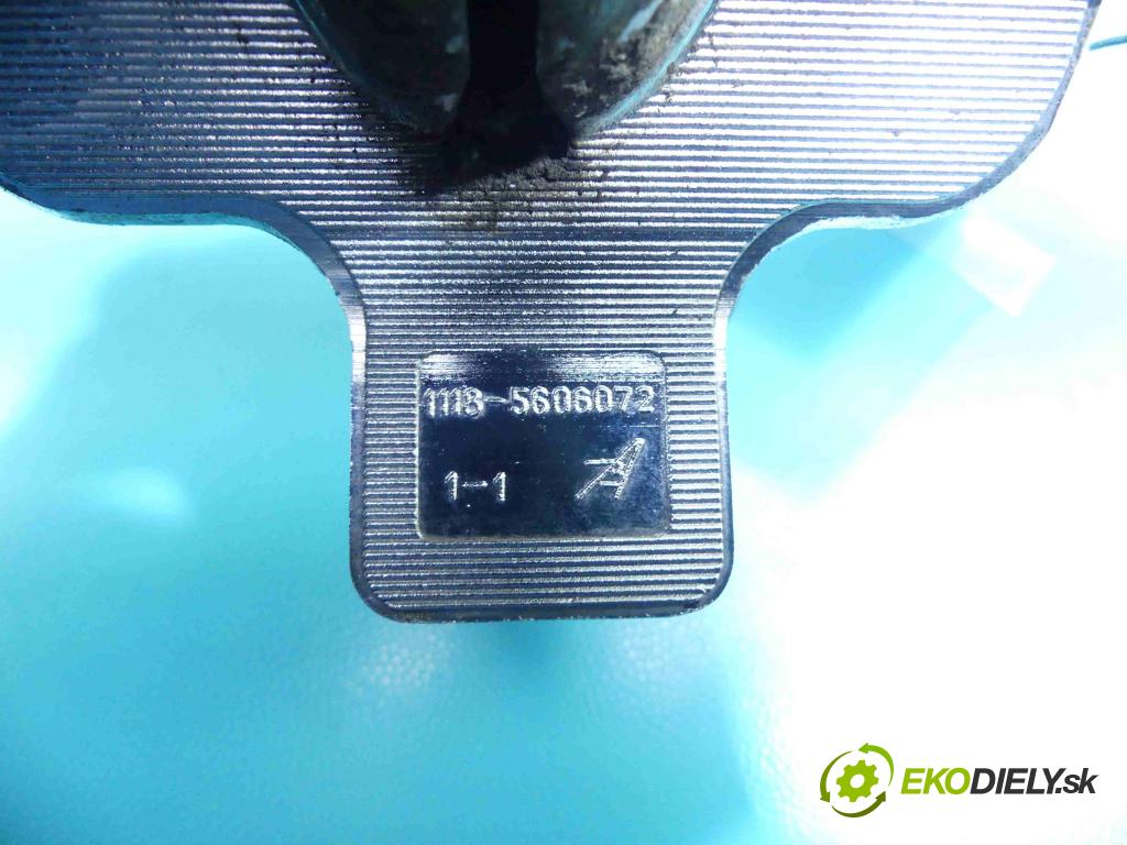 Lada Kalina 2004-2009 1.6 8V 82 hp manual 60 kW 1596 cm3 4- zámek kufrových dveří zadní 1118-5606072