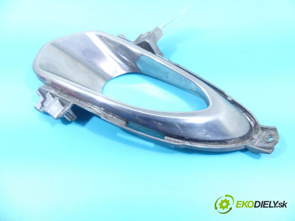 Kia Ceed II 2012-2018 1.6 crdi 128 hp manual 94 kW 1582 cm3 5- Zaślepka: mřížka: nárazníku pravé XA2865-64005