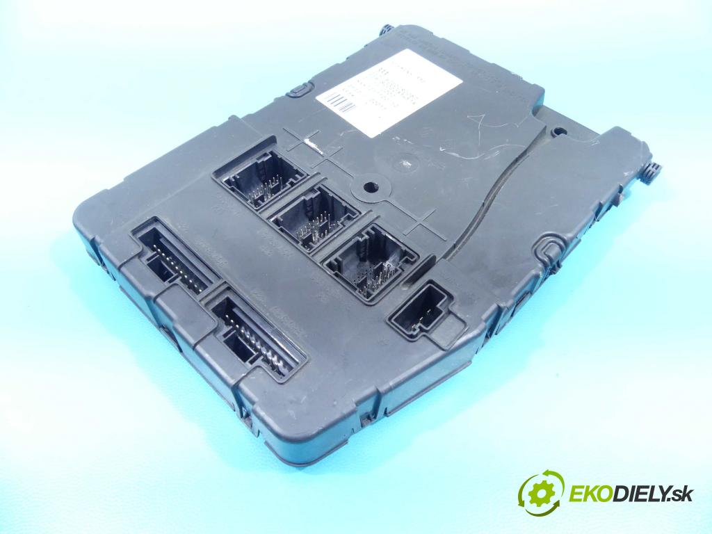 Renault Megane II 2003-2008 1.6 16v 113 HP manual 83 kW 1598 cm3 3- modul riadiaca jednotka 8200292067 (Ostatné)