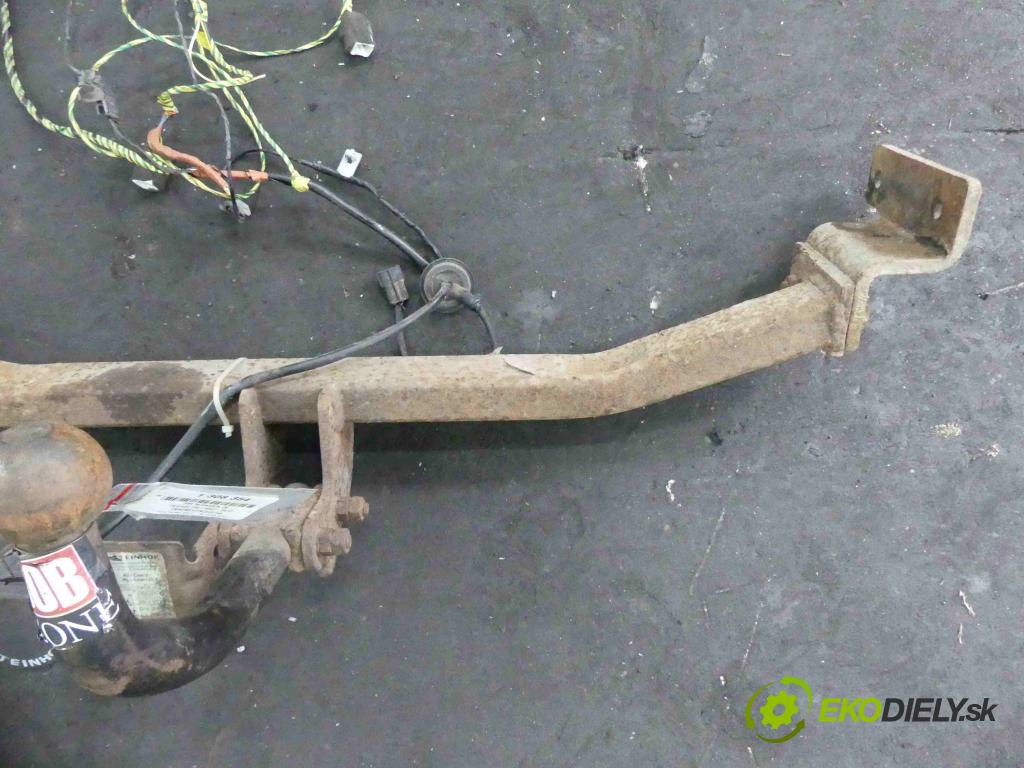 Hyundai I30 I 2007-2012 1.4 16v 109 hp manual 80 kW 1396 cm3 5- oko tažné