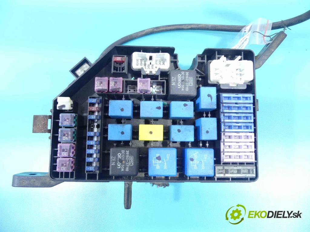 Hyundai Tucson I 2004-2009 2.0 crdi 113 hp manual 83 kW 1991 cm3 5- skříňka pojistková 91213-2E120 (Pojistkové skříňky)