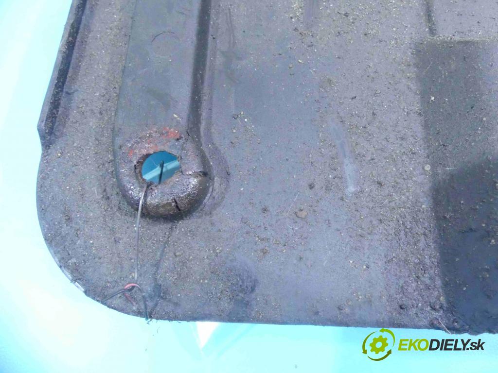 Hyundai Tucson I 2004-2009 2.0 crdi 113 HP manual 83 kW 1991 cm3 5- kryt motora dolní: