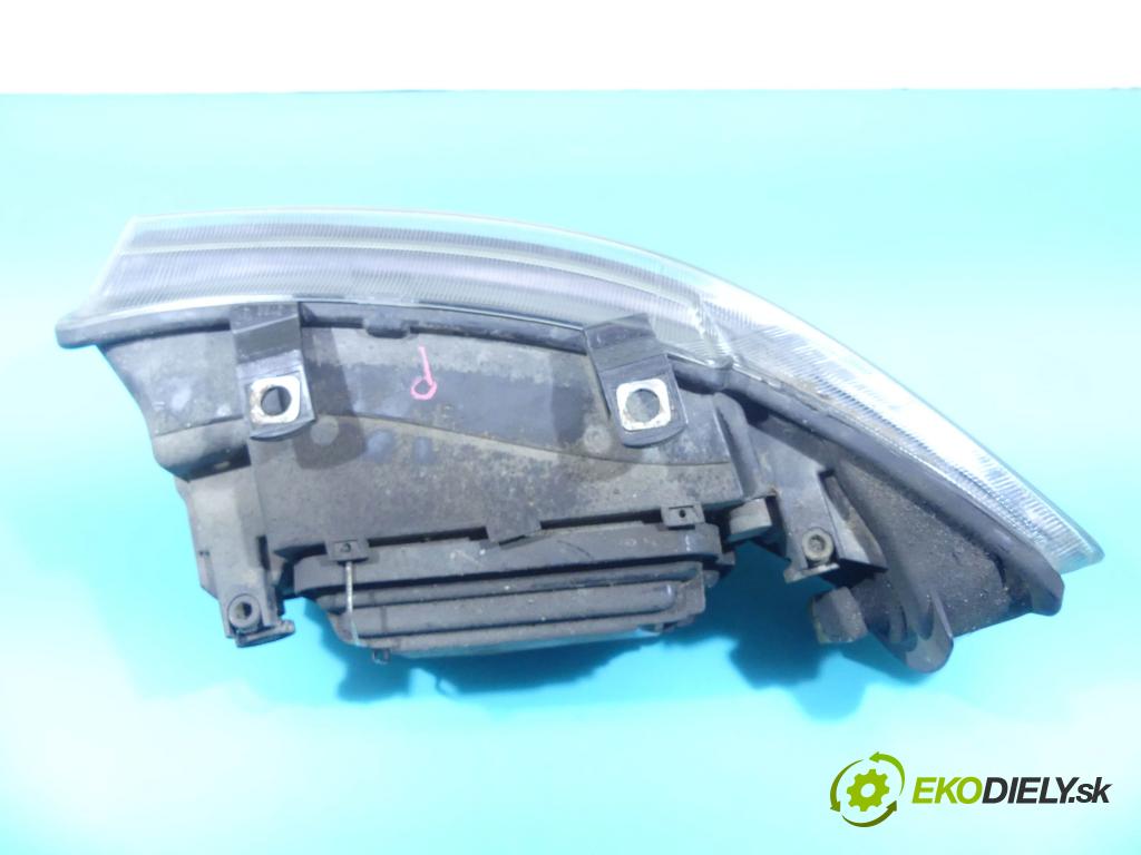 Seat Toledo II 1998-2004 1.9 tdi 110 HP manual 81 kW 1896 cm3 4- Reflektor: pravý  (Pravé)