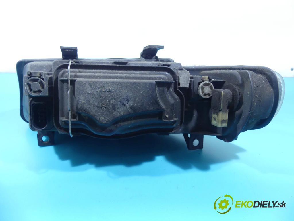 Seat Toledo II 1998-2004 1.9 tdi 110 HP manual 81 kW 1896 cm3 4- Reflektor: pravý  (Pravé)