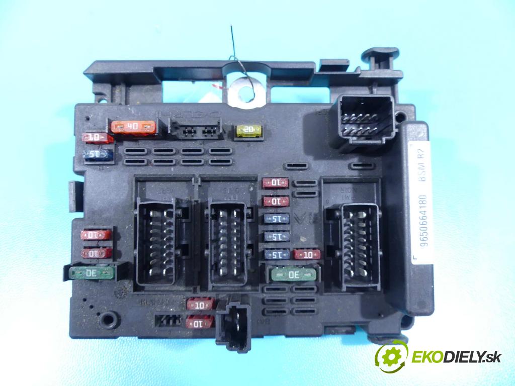 Peugeot 307 1.6 16v 109 HP manual 80 kW 1587 cm3 5- modul riadiaca jednotka 9650664180 (Ostatné)