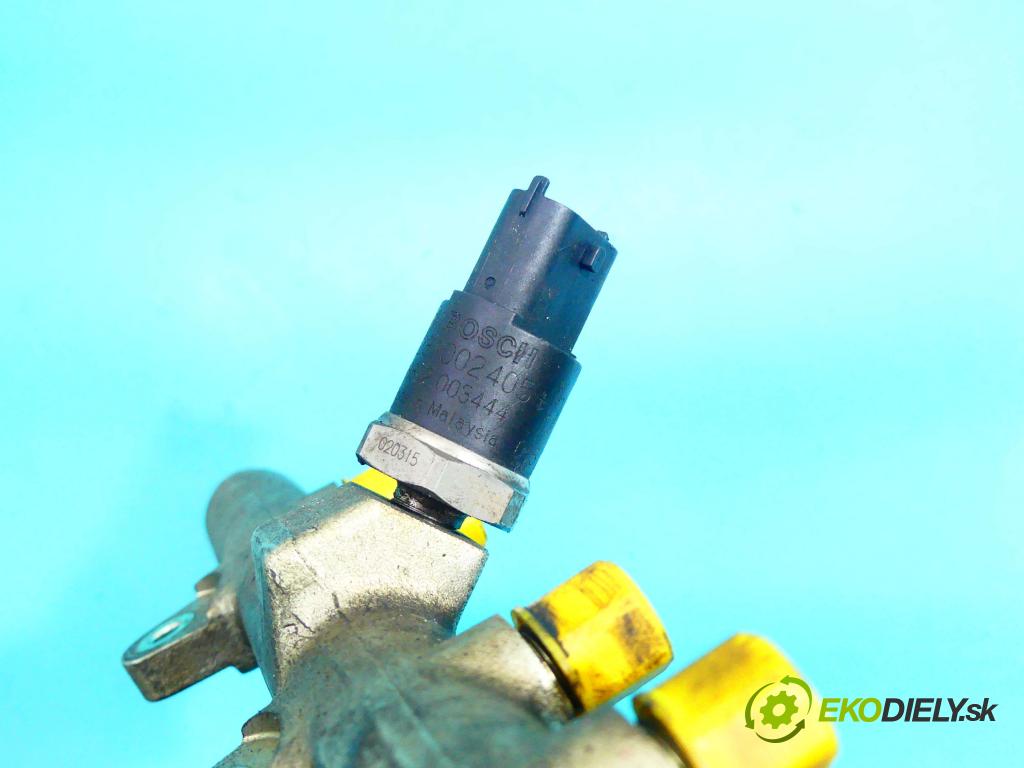 Fiat Stilo 1.9 jtd 80 HP manual 59 kW 1910 cm3 5- lišta vstrekovacia 0445214016 (Vstrekovacie lišty)