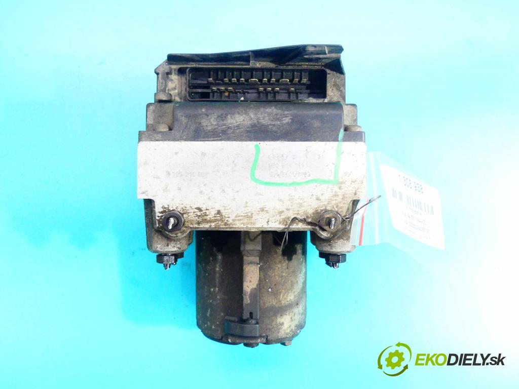 Audi A4 B5 1994-2001 1.6 8v 101 HP manual 74 kW 1595 cm3 4- čerpadlo abs 8D0614111F (Pumpy ABS)