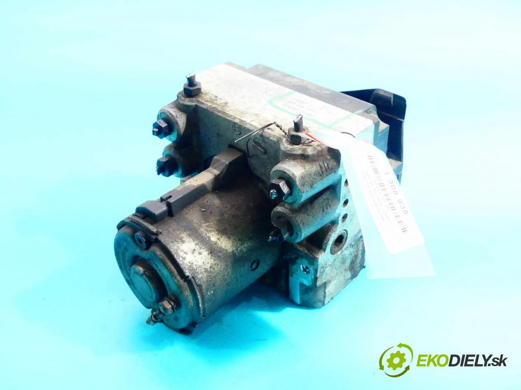 Audi A4 B5 1994-2001 1.6 8v 101 HP manual 74 kW 1595 cm3 4- čerpadlo abs 8D0614111F (Pumpy ABS)