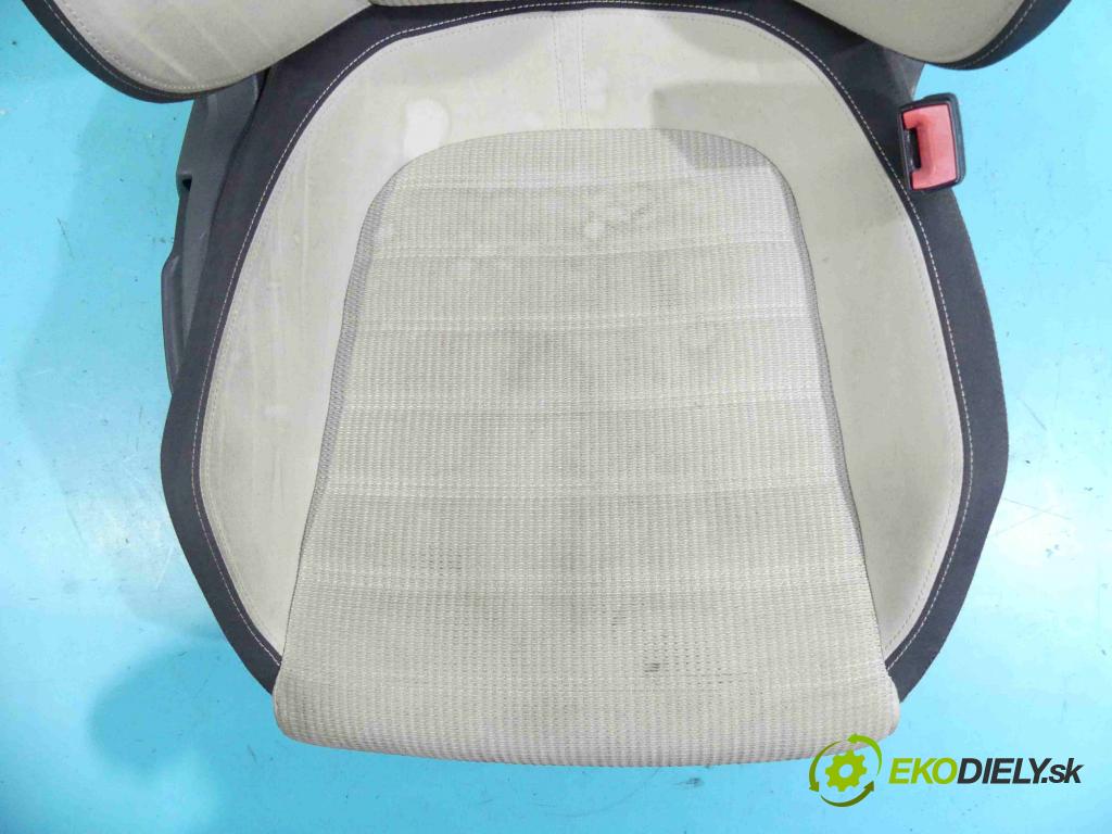 Vw Passat CC 2008-2016 2.0 tdi 170 hp automatic 125 kW 1968 cm3 4- Sedadlo pravý  (Sedačky, sedadla)