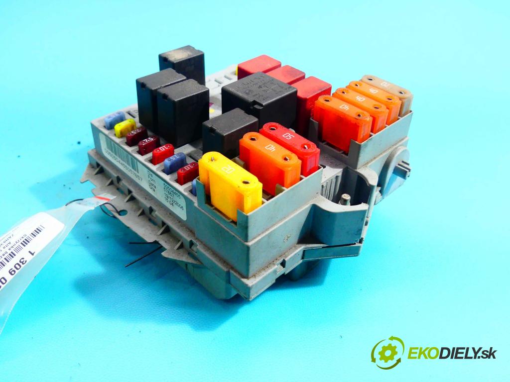 Alfa romeo 159 1.9 jtd 150 hp manual 110 kW 1910 cm3 4- skříňka pojistková 50504455 (Pojistkové skříňky)