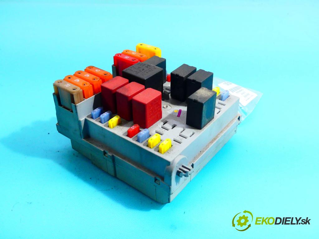 Alfa romeo 159 1.9 jtd 150 hp manual 110 kW 1910 cm3 4- skříňka pojistková 50504455 (Pojistkové skříňky)