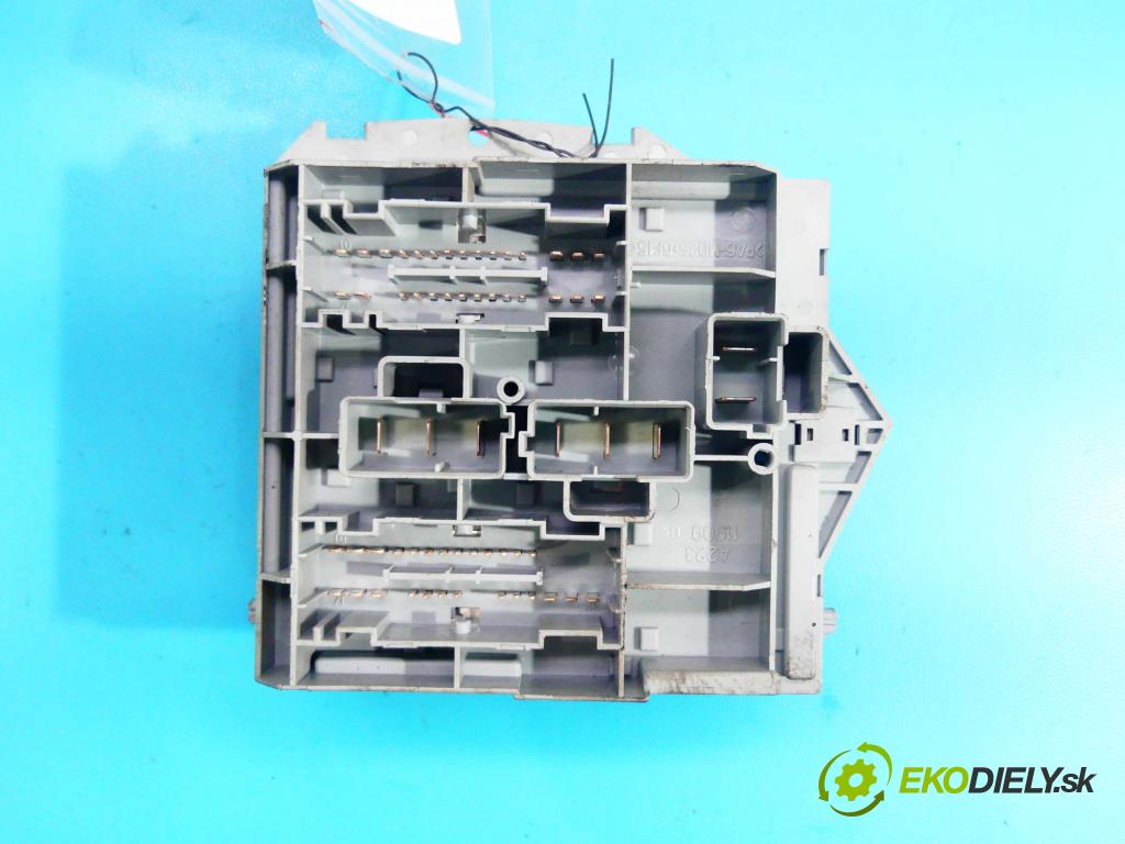 Alfa romeo 159 1.9 jtd 150 hp manual 110 kW 1910 cm3 4- skříňka pojistková 50504455 (Pojistkové skříňky)