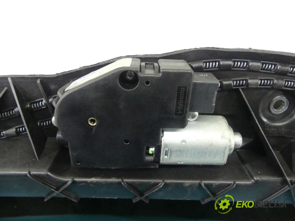 Land rover Range Rover sport I L320 3.0 D V6 245KM automatic 180 kW 2993 cm3 5- Střešní okno: AH32-500B48-AA (Okna karoserie)