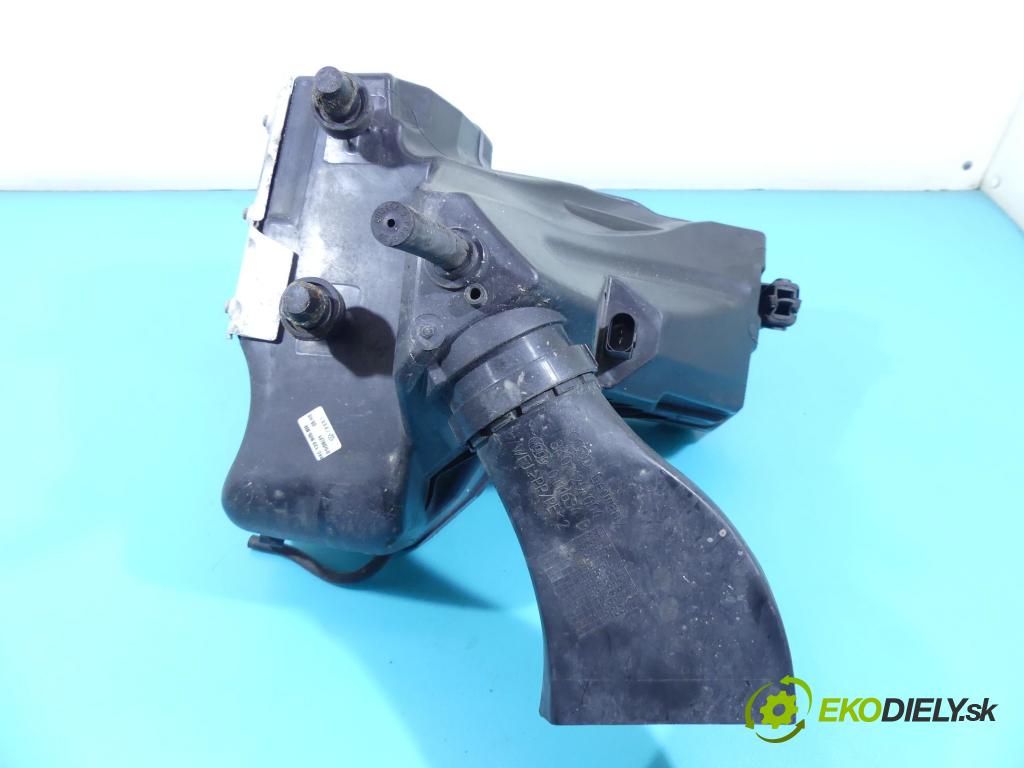 Audi Q5 2008-2016 2.0 tdi 170 HP automatic 125 kW 1968 cm3 5- obal filtra vzduchu 8K0133837BF (Obaly filtrov vzduchu)