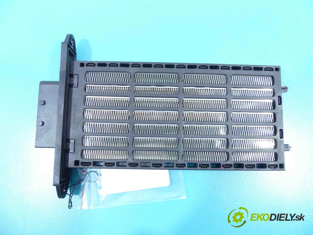 Kia Ceed II 2012-2018 1.6 crdi 128 hp manual 94 kW 1582 cm3 5- radiátor 710260730100 (Radiátory topení)