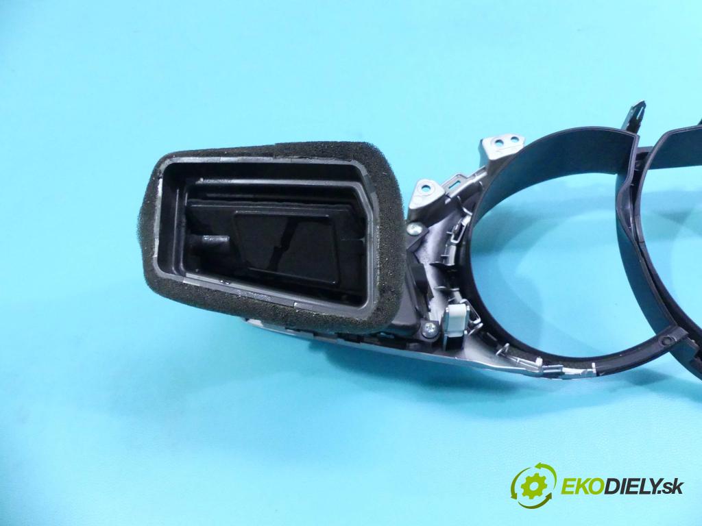 Kia Ceed II 2012-2018 1.6 crdi 128 HP manual 94 kW 1582 cm3 5- Mřížka: kúrenia stredová 84832-A2000WK (Mriežky kúrenia (fukáre))