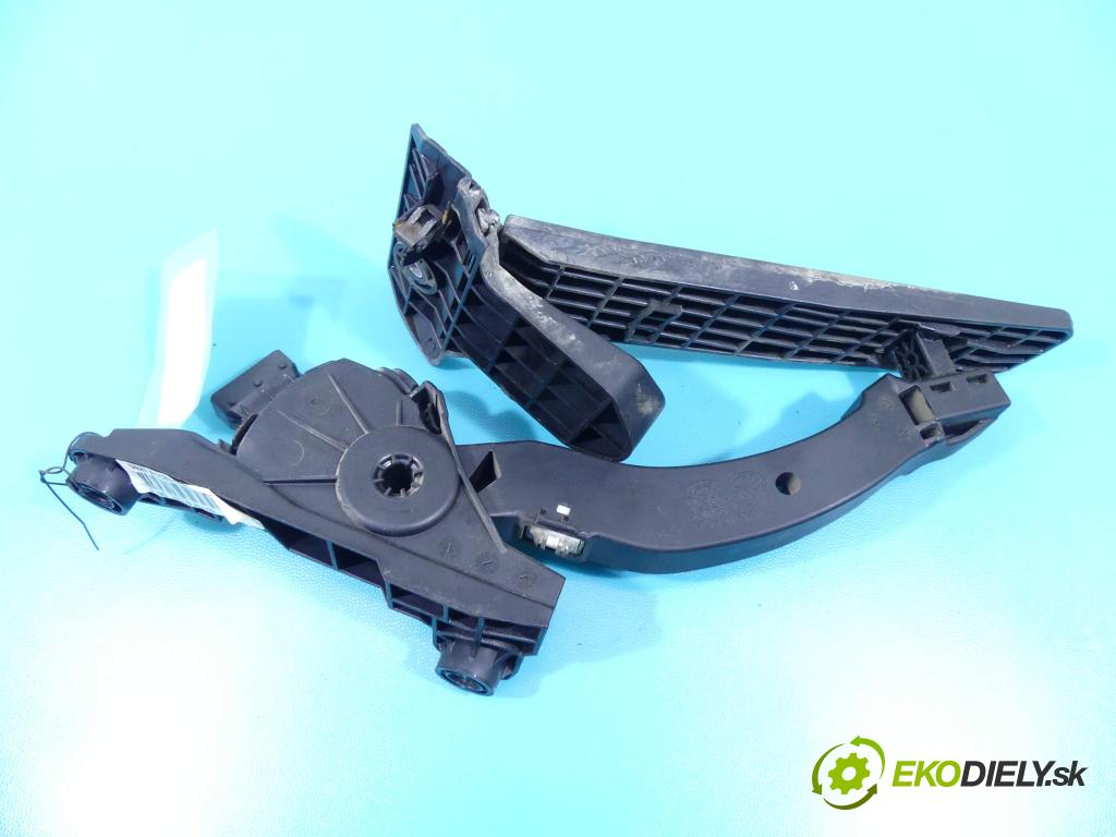 Kia Ceed II 2012-2018 1.6 crdi 128 HP manual 94 kW 1582 cm3 5- pedále A10032700A6100 (Pedále)