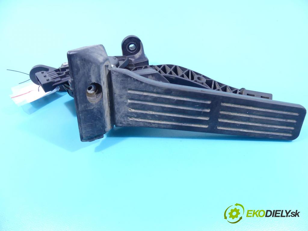 Kia Ceed II 2012-2018 1.6 crdi 128 HP manual 94 kW 1582 cm3 5- pedále A10032700A6100 (Pedále)