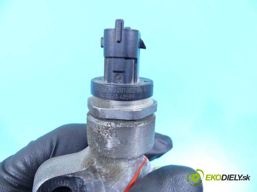 Kia Ceed II 2012-2018 1.6 crdi 128 HP manual 94 kW 1582 cm3 5- lišta vstrekovacia 0445214181 (Vstrekovacie lišty)