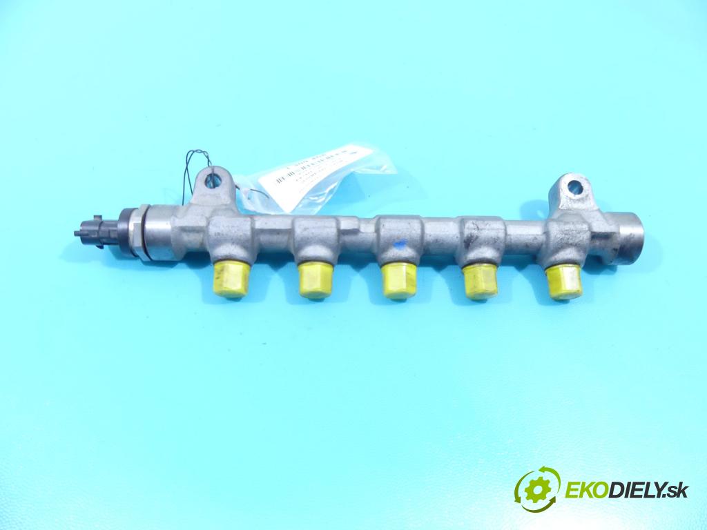 Kia Ceed II 2012-2018 1.6 crdi 128 HP manual 94 kW 1582 cm3 5- lišta vstrekovacia 0445214181 (Vstrekovacie lišty)