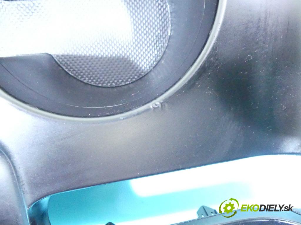 Hyundai Ix35 2.0 16v 163 HP manual 120 kW 1998 cm3 5- Rukojeť: na nápoje: 84652-2Y000 (Úchyty, držiaky na nápoje)