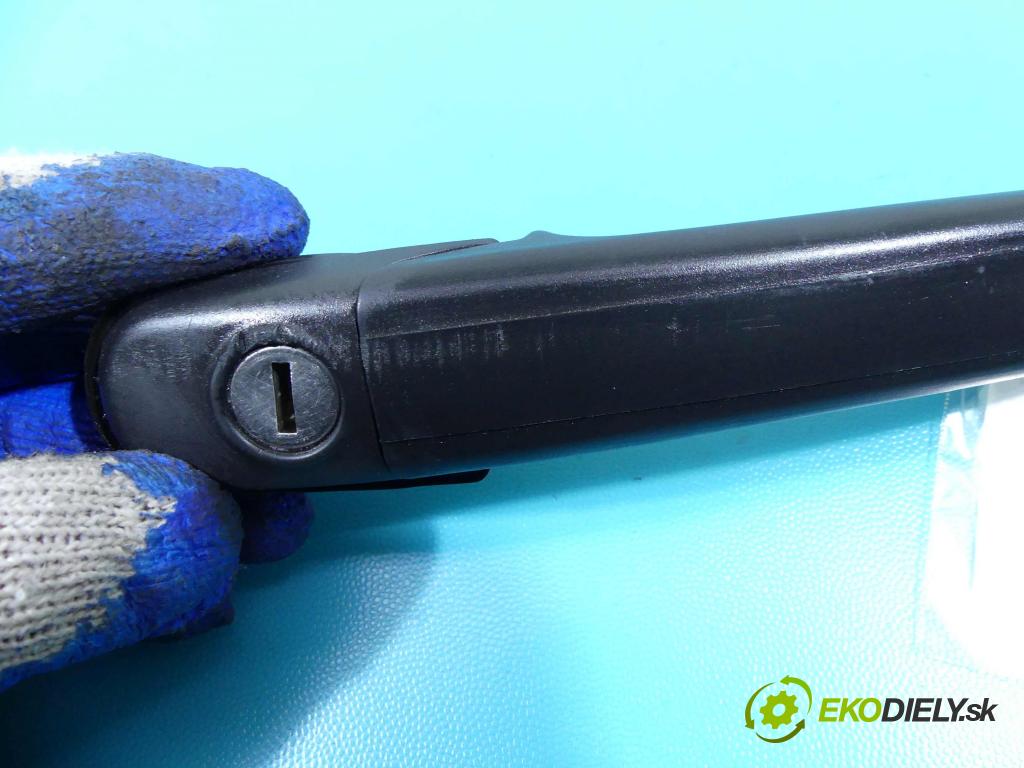 Vw Polo III 6N 1994-2001 1.4 mpi 60 HP manual 44 kW 1390 cm3 5- rukoväť predné ľavé mimo:  (Vonkajšie predné ľavé)