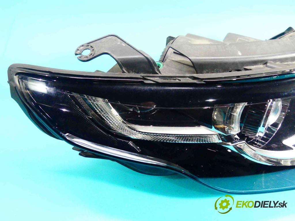 Land rover Discovery Sport 2014-2019 L550 2.0 td 150 HP manual 110 kW 1999 cm3 5- Reflektor: pravý FK72-13W029-EG (Pravé)