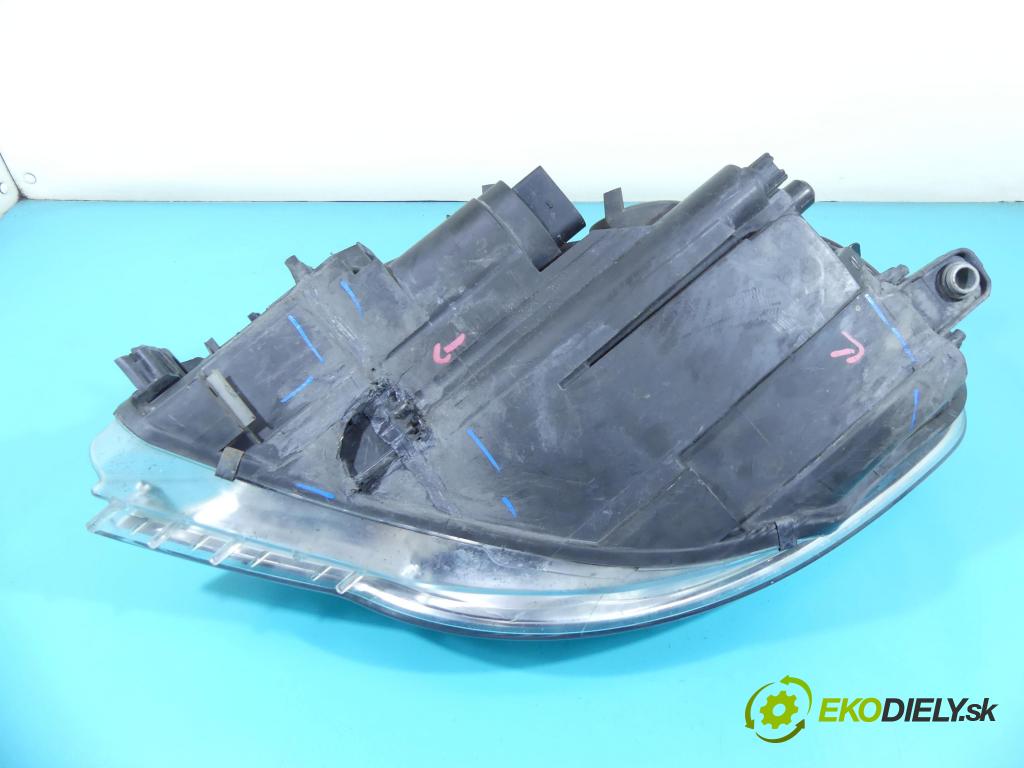 Vw Passat CC 2008-2016 2.0 tdi 170 HP automatic 125 kW 1968 cm3 4- Reflektor: pravý 0301239282 (Pravé)