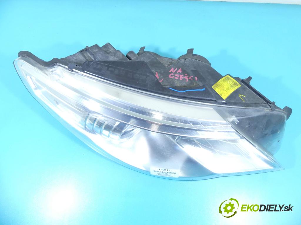 Vw Passat CC 2008-2016 2.0 tdi 170 HP automatic 125 kW 1968 cm3 4- Reflektor: pravý 0301239282 (Pravé)