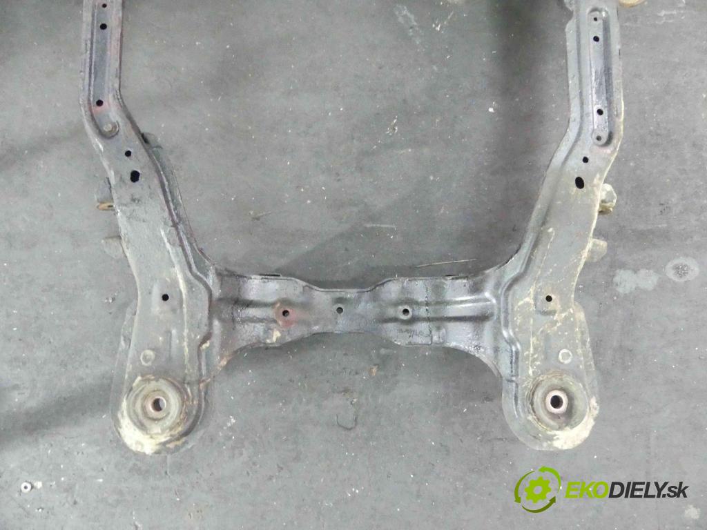 Hyundai Tucson I 2004-2009 2.0 crdi 113 hp manual 83 kW 1991 cm3 5- výztuha motoru
