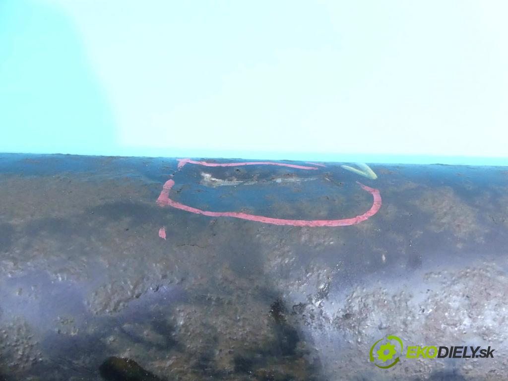 Land rover Range Rover sport I L320 3.0 D V6 245KM automatic 180 kW 2993 cm3 5- Nádrž: vzduchu 5H22-5K936-AB (Obaly filtrov vzduchu)