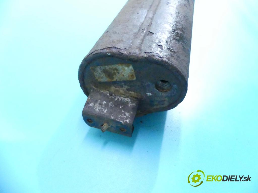 Land rover Range Rover sport I L320 3.0 D V6 245KM automatic 180 kW 2993 cm3 5- Nádrž: vzduchu 5H22-5K936-AB (Obaly filtrov vzduchu)