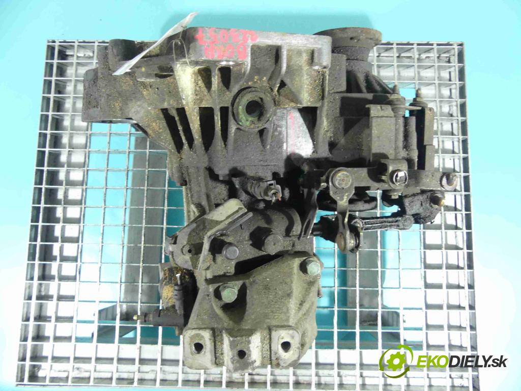 Vw Bora 1.6 16v 105 HP manual 77 kW 1598 cm3 4- prevodovka stupeň,rýchlosť manual ERT