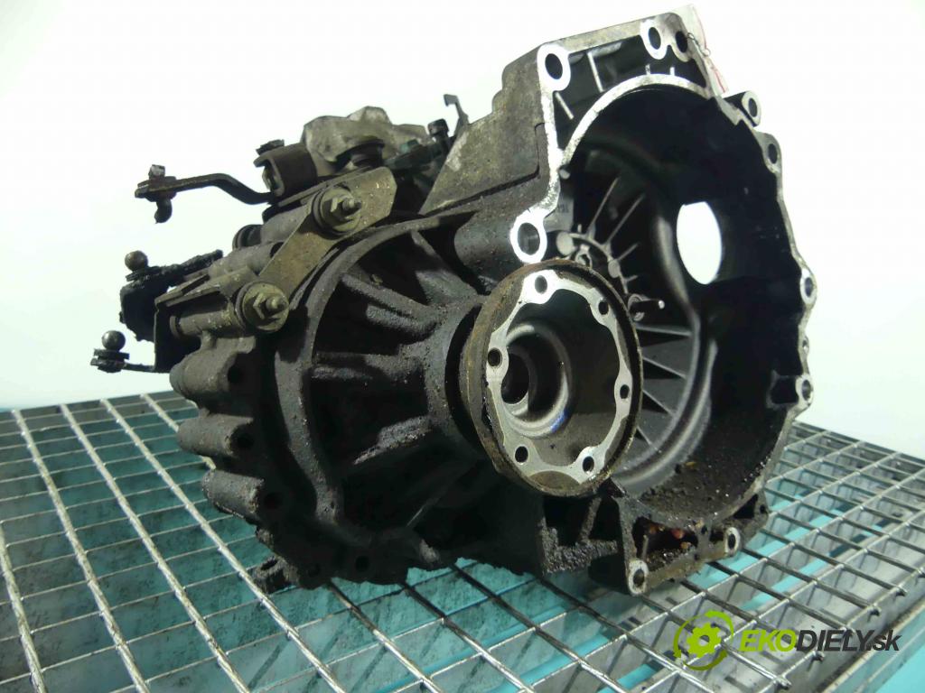 Vw Bora 1.6 16v 105 HP manual 77 kW 1598 cm3 4- prevodovka stupeň,rýchlosť manual ERT