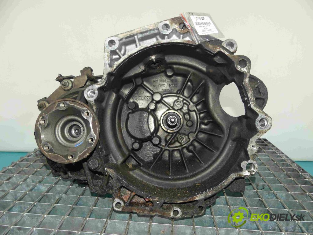 Vw Bora 1.6 16v 105 HP manual 77 kW 1598 cm3 4- prevodovka stupeň,rýchlosť manual ERT